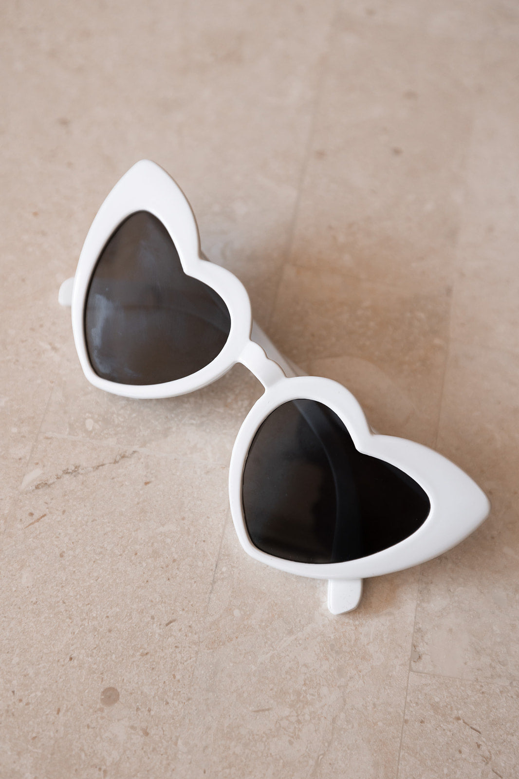 Stella - White Love Heart Sunglasses