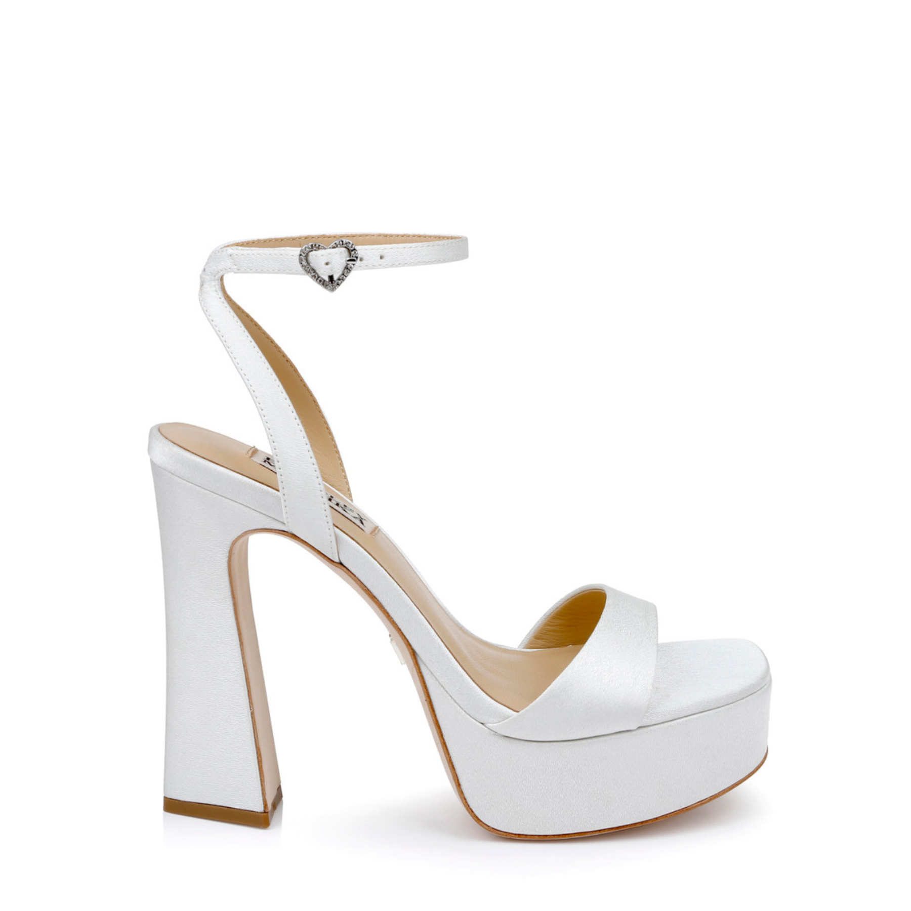 Caia - Platform Sandal with Heart-Shaped Buckle - Soft White