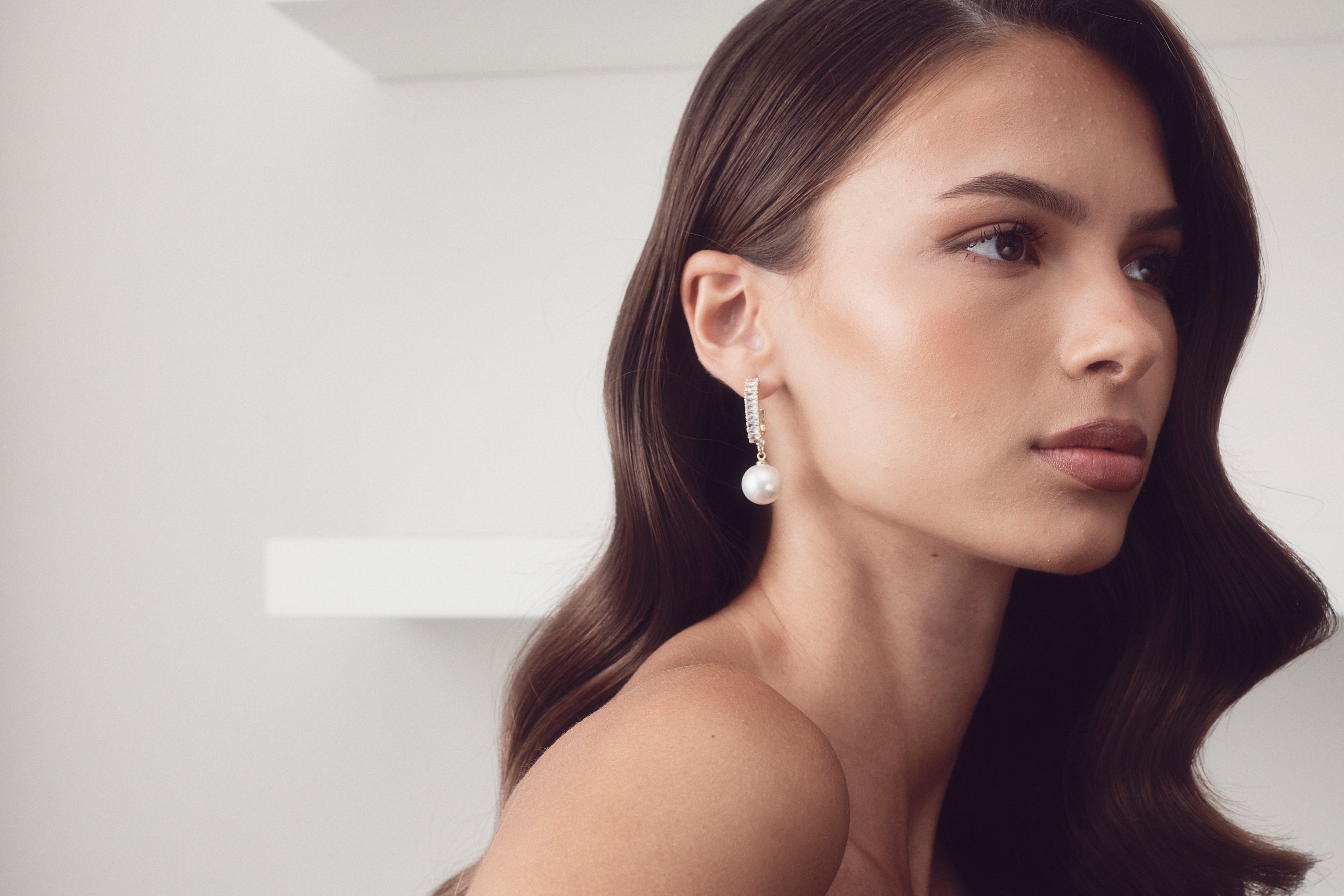 A'el Este - Lani - Bridal Pearl & Crystal Drop Earrings - Silver