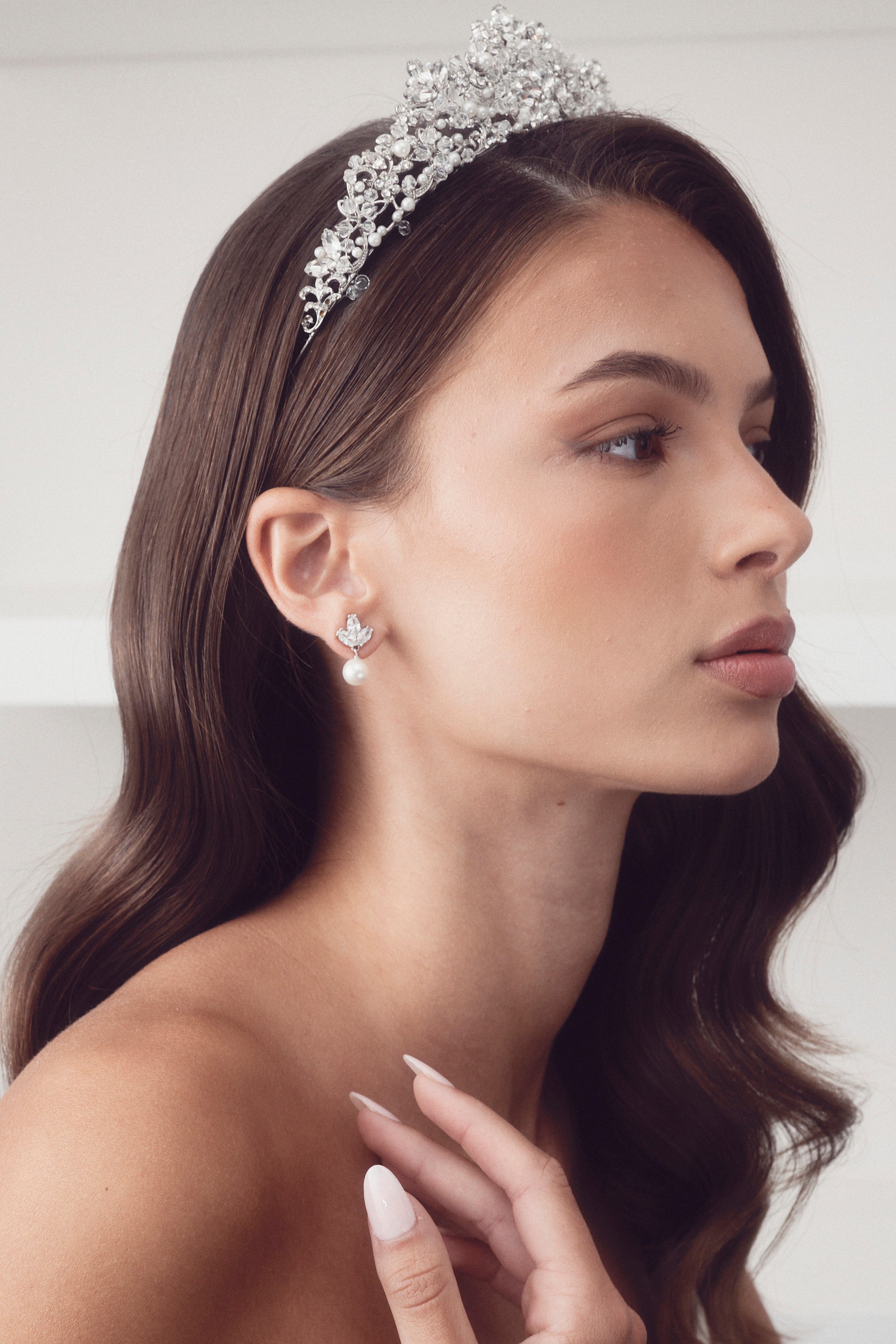 Lola - Pretty Pearl Drop Bridal Earrings