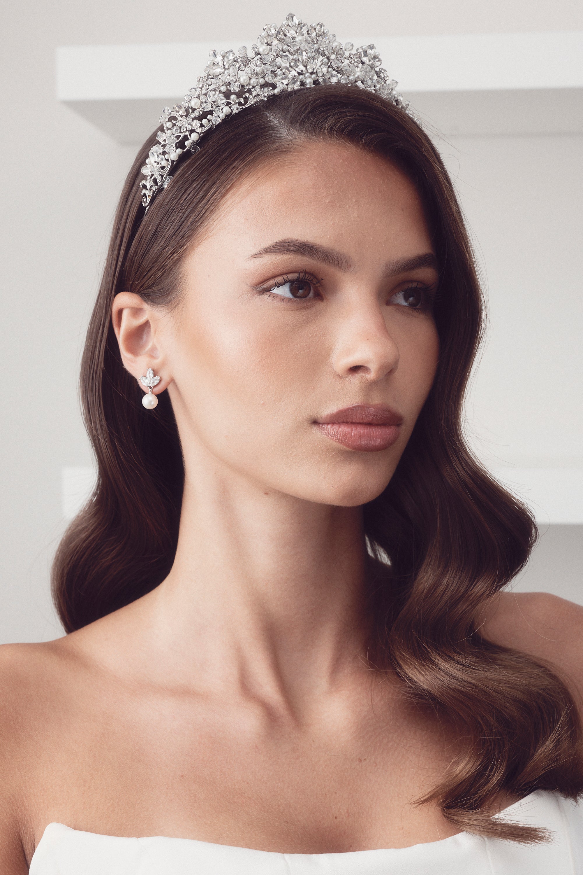 Lola - Pretty Pearl Drop Bridal Earrings