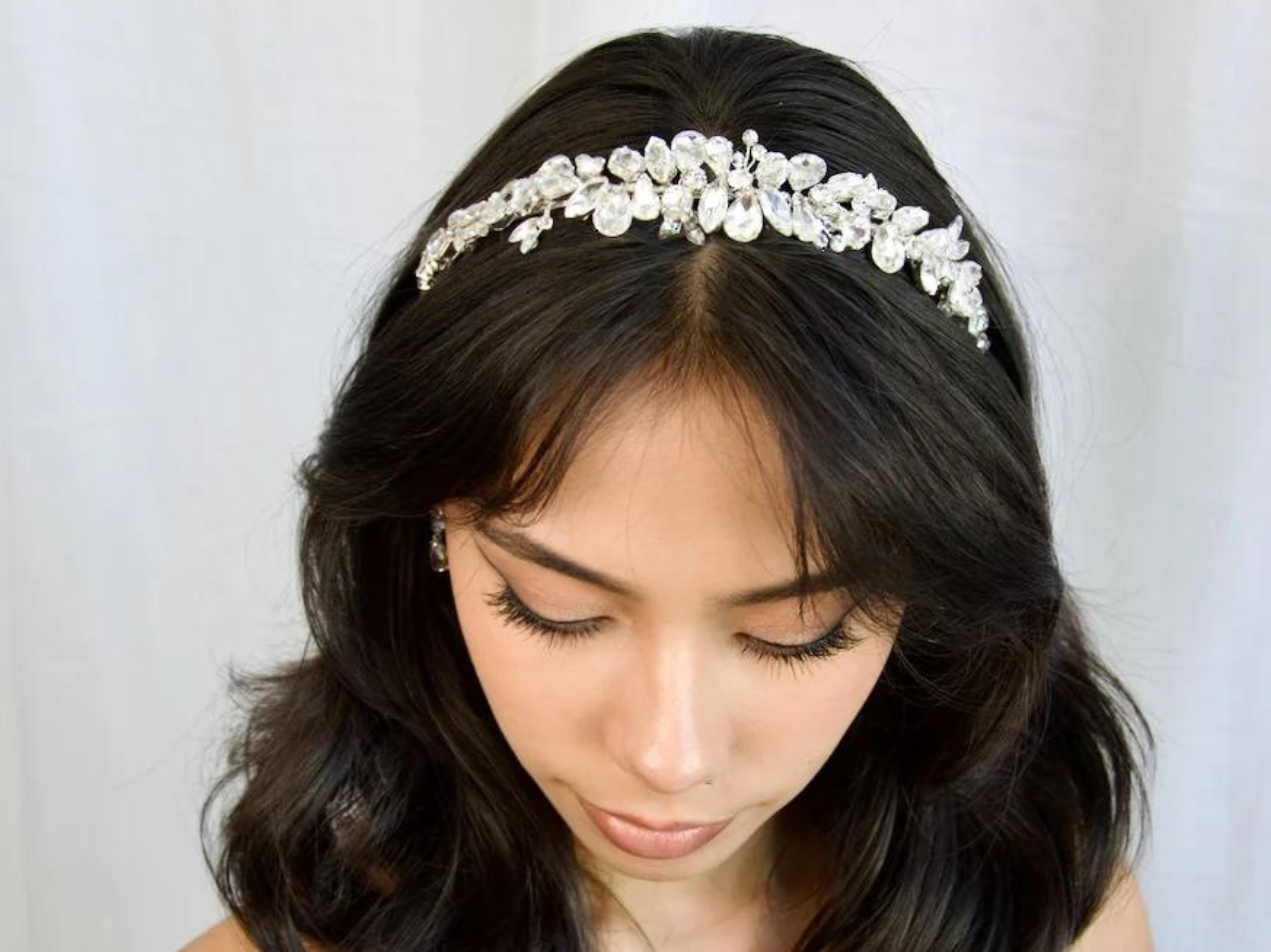20 Elegant Wedding Hairstyles with Exquisite Headpieces - Tulle & Chantilly  Wedding Blog