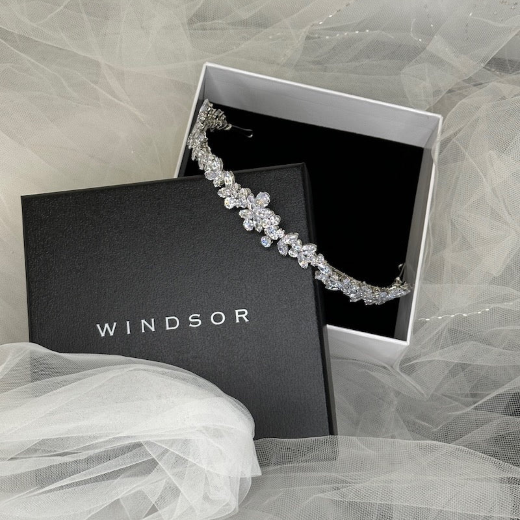 Saphira - Elegant Sparkling Crystal Bridal Headband Crown