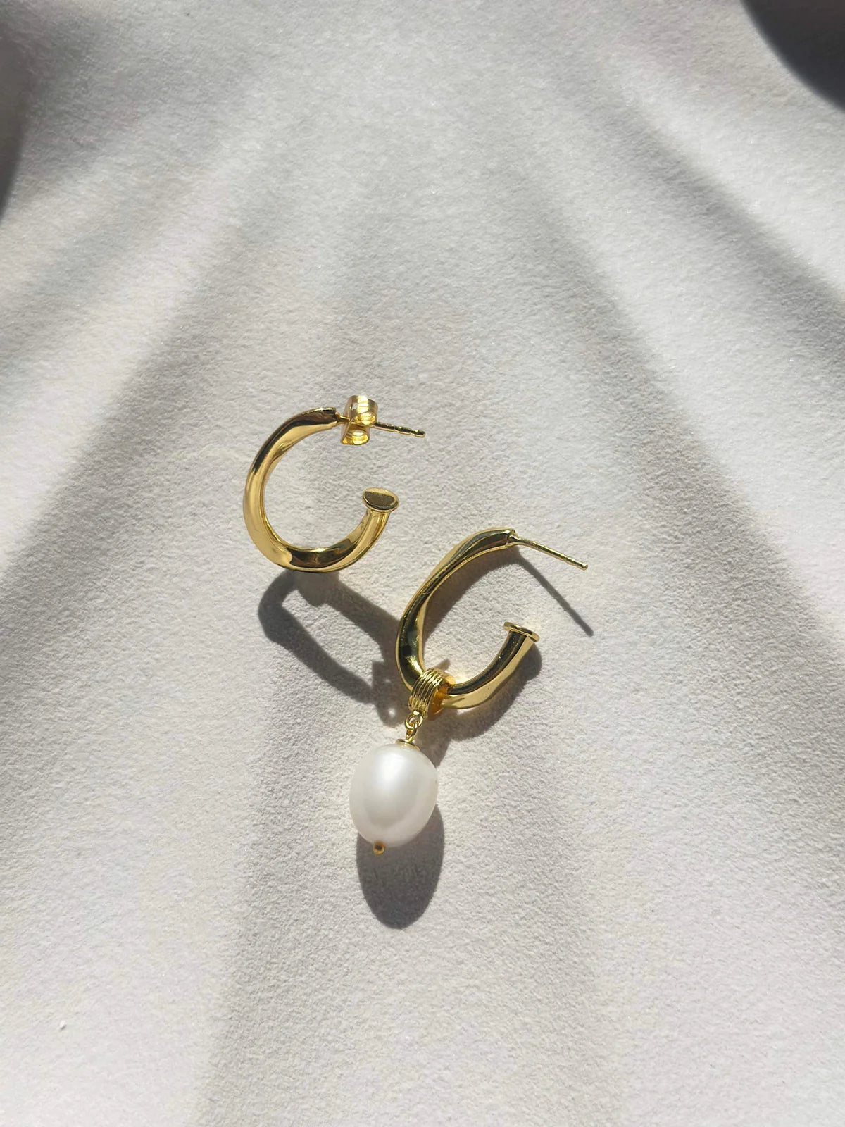 Lola Knight - Indigo - Hoop Earrings with Pearl Charm - 18ct Gold