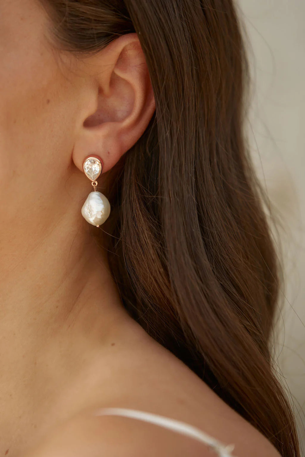 Lola Knight - Oceane - Pearl & Teardrop Crystal Earrings - Rose Gold