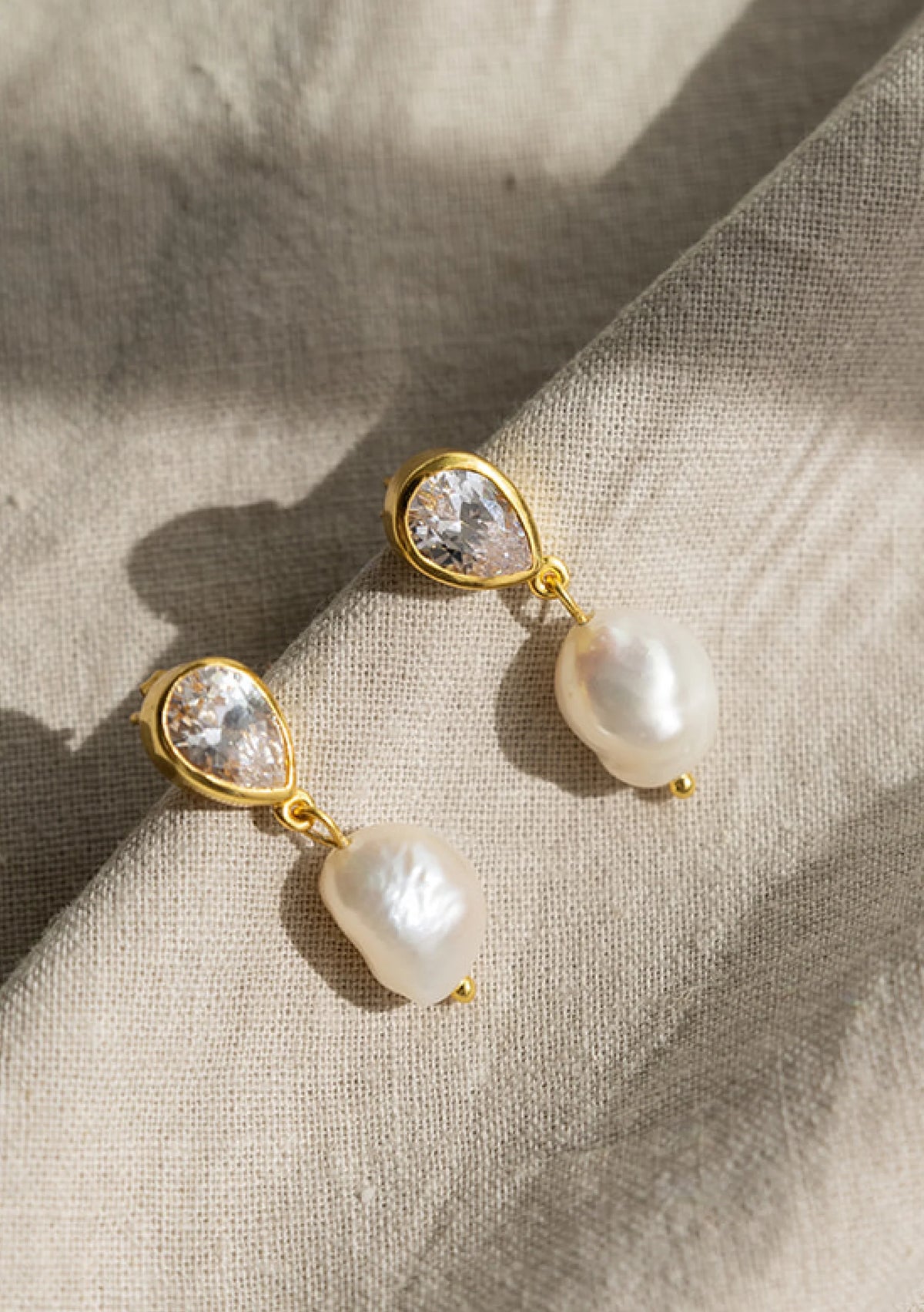 Lola Knight - Oceane - Pearl & Teardrop Crystal Earrings - 18K Gold ...