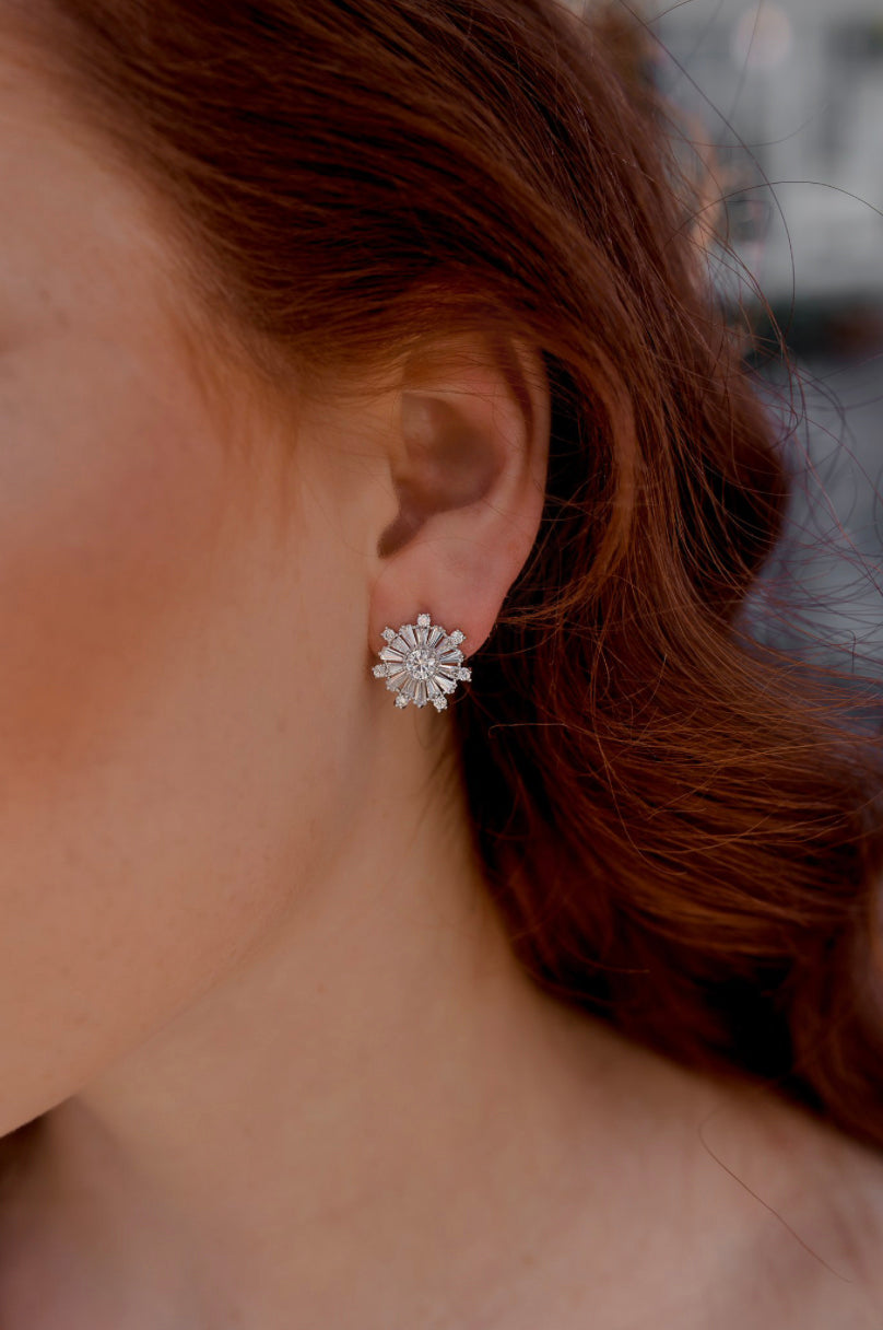 Issy - Silver Snowflake Crystal Stud Bridal Earrings