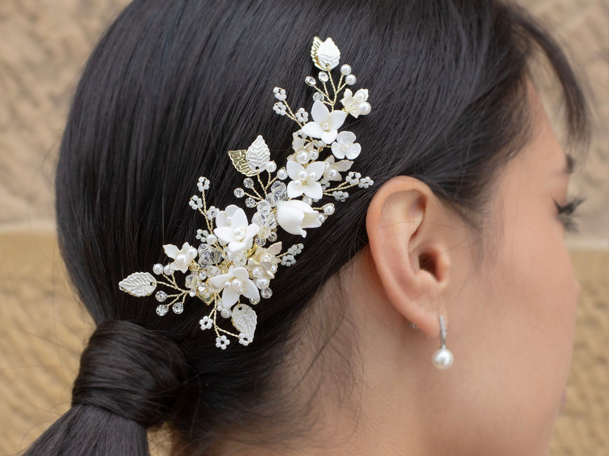 Harper - Porcelain Flower Pearl Bridal Hair Clip