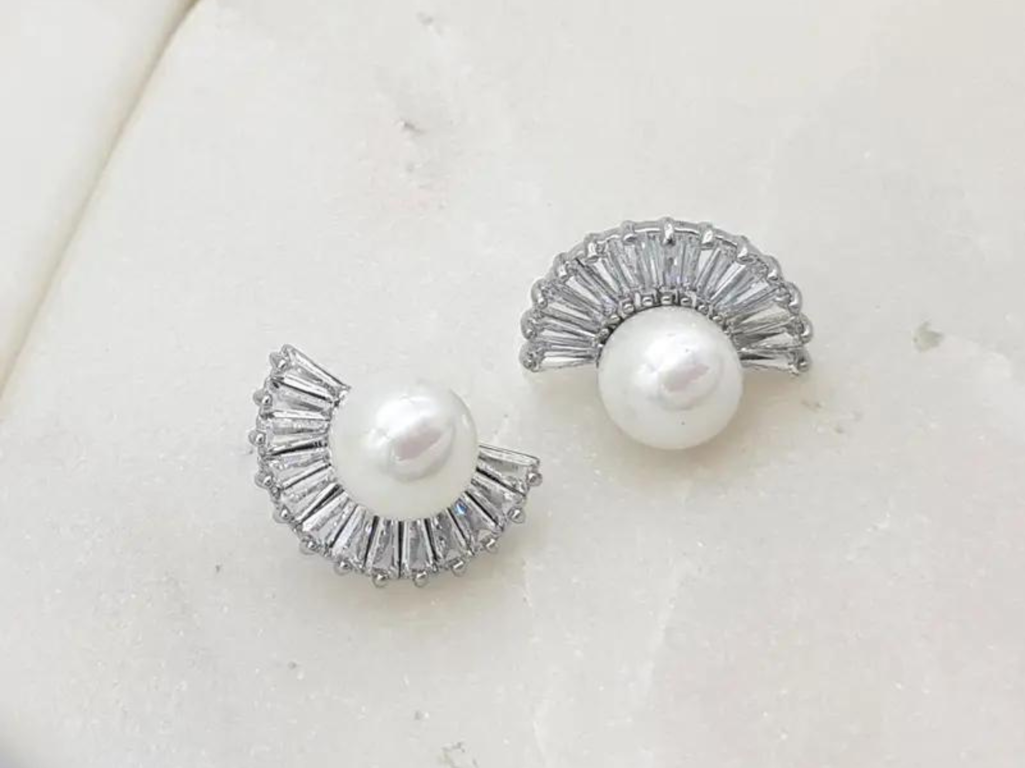 Arabella earrings 2025