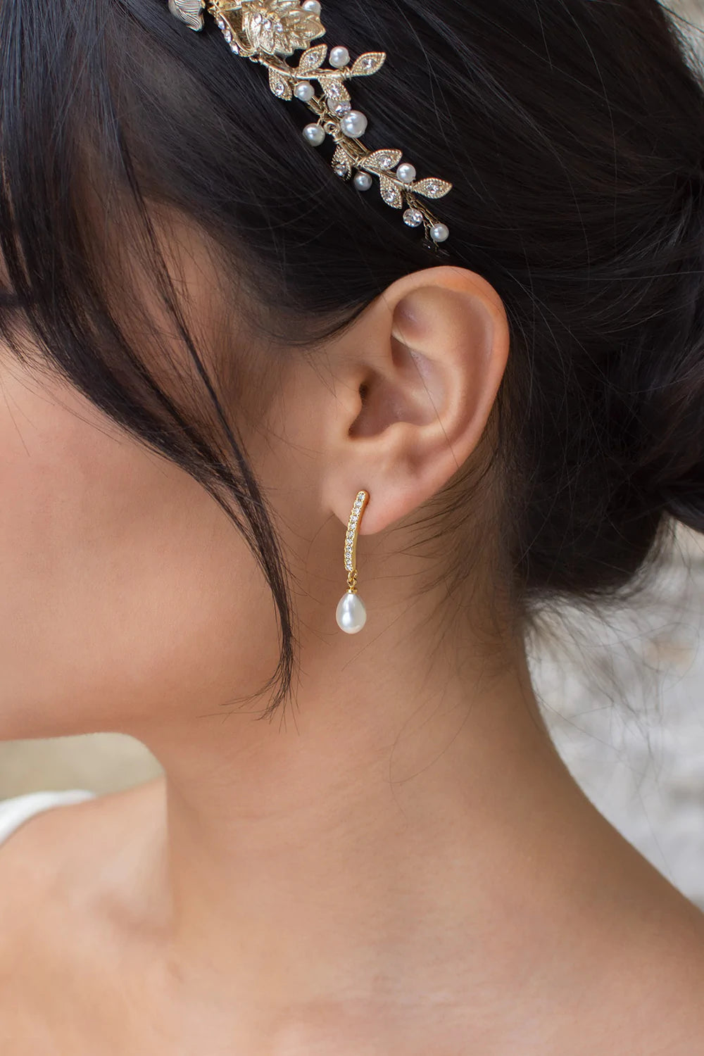 Penelope - Elegant Pearl Drop Bridal Earrings