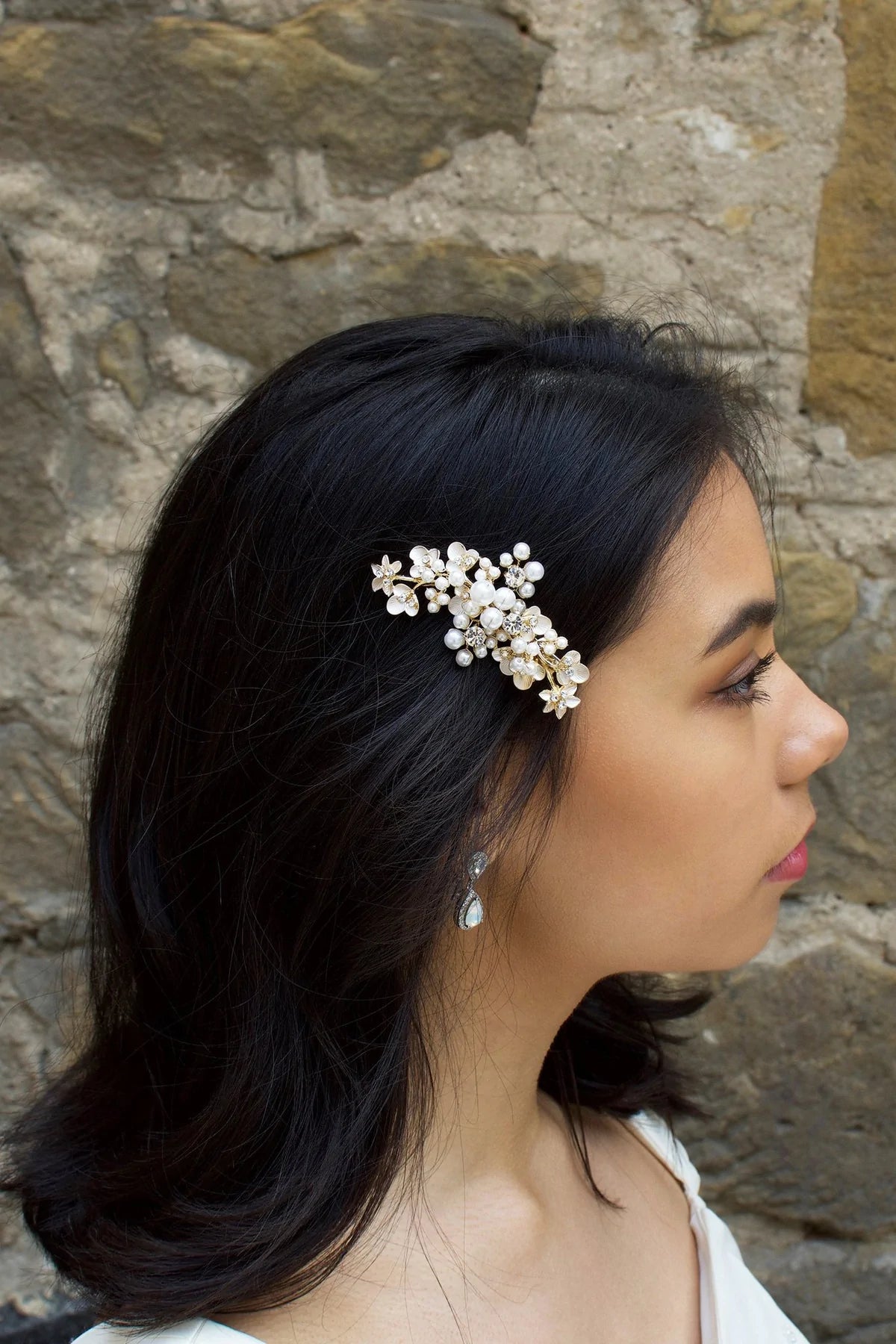 Leah - Dainty Pearl & Crystal Bridal Hair Clip