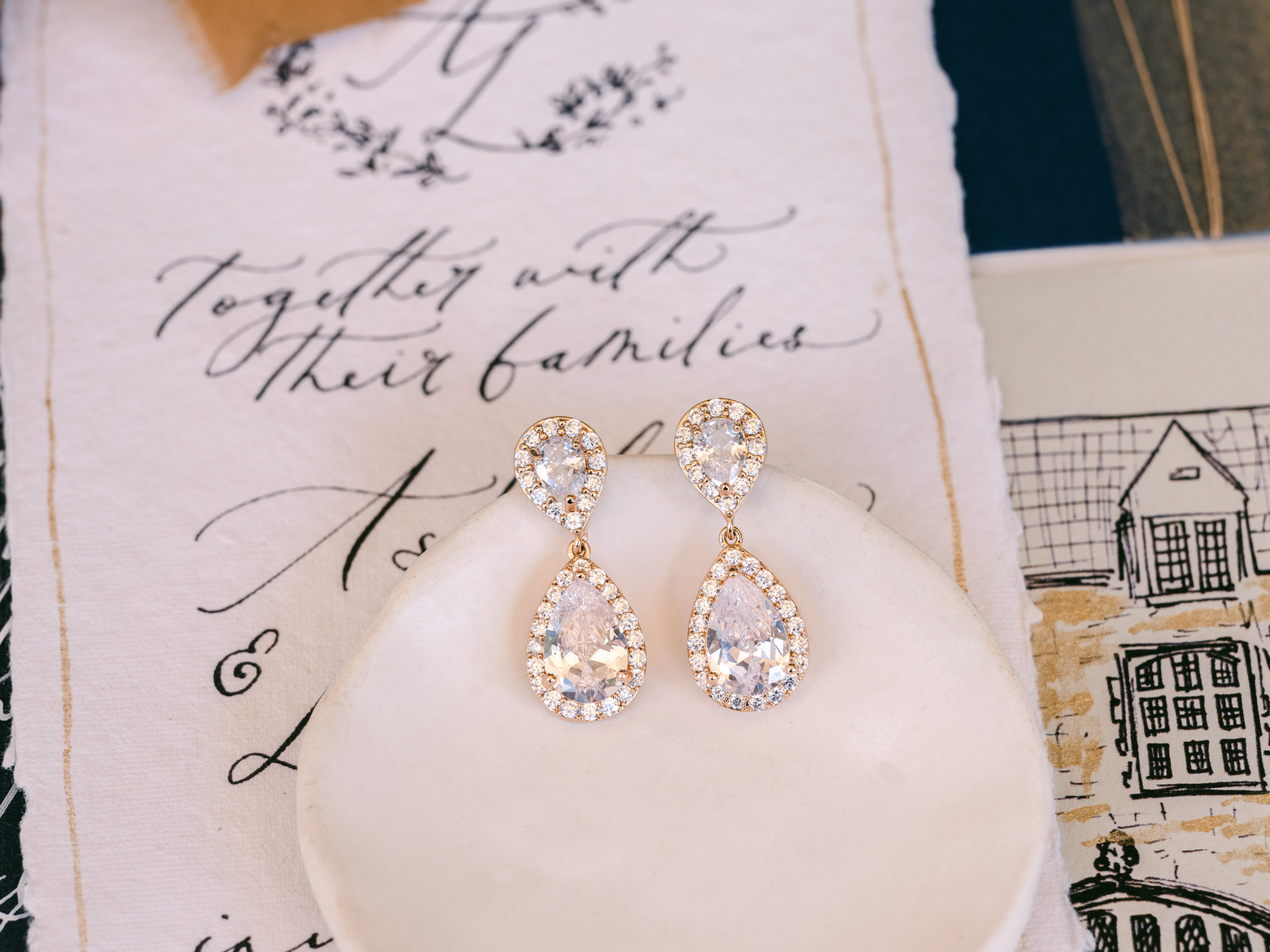 Rose Gold Bridesmaid Jewelry Gift, Teardrop Pear Dangle Earrings Necklace  Set – AMYO Bridal
