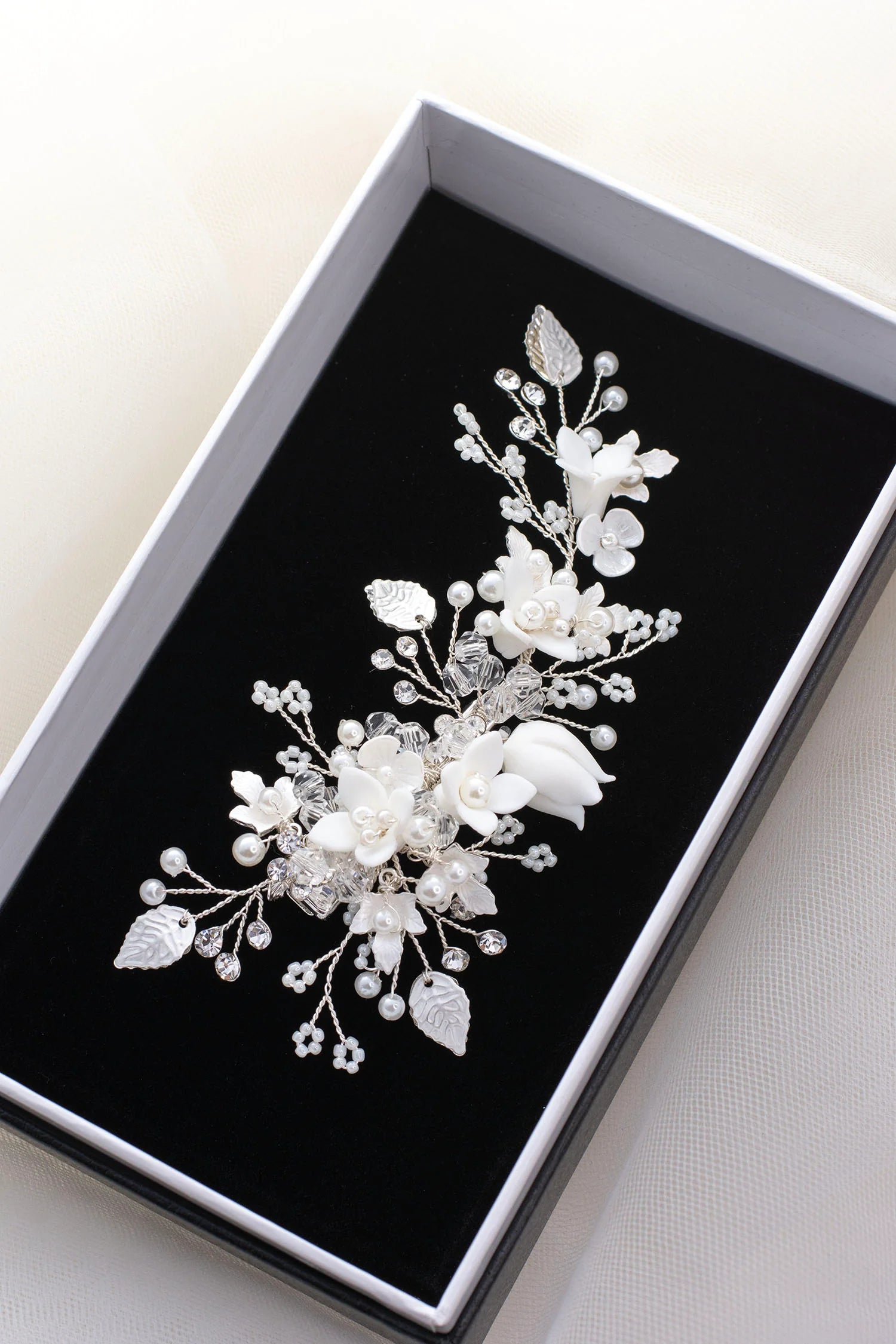 Harper - Porcelain Flower Pearl Bridal Hair Clip