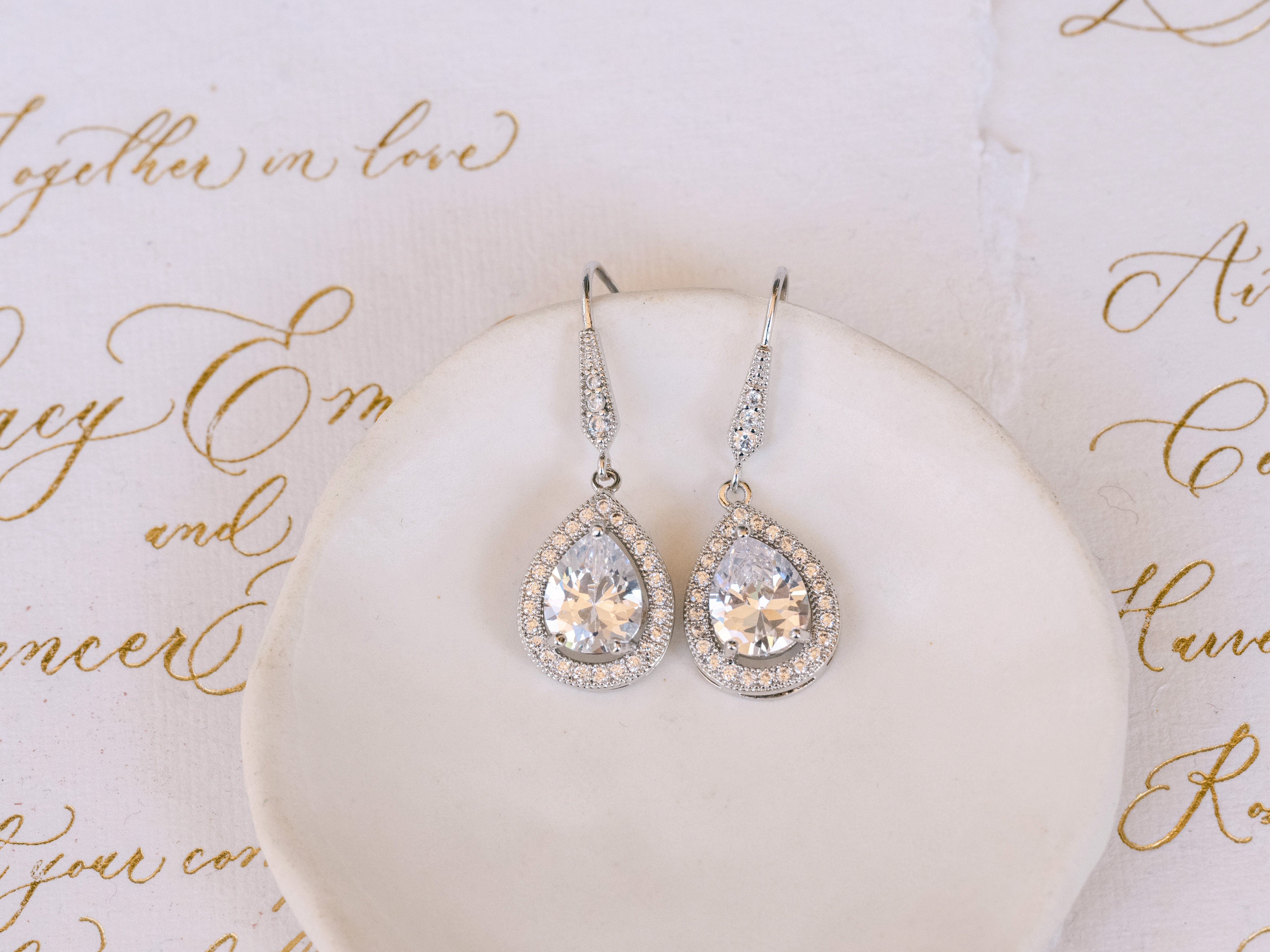 Mia - Elegant Crystal Drop Bridal Earrings