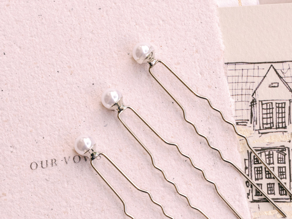 Bridal Pearl Hair Pin Trio | The White Collection