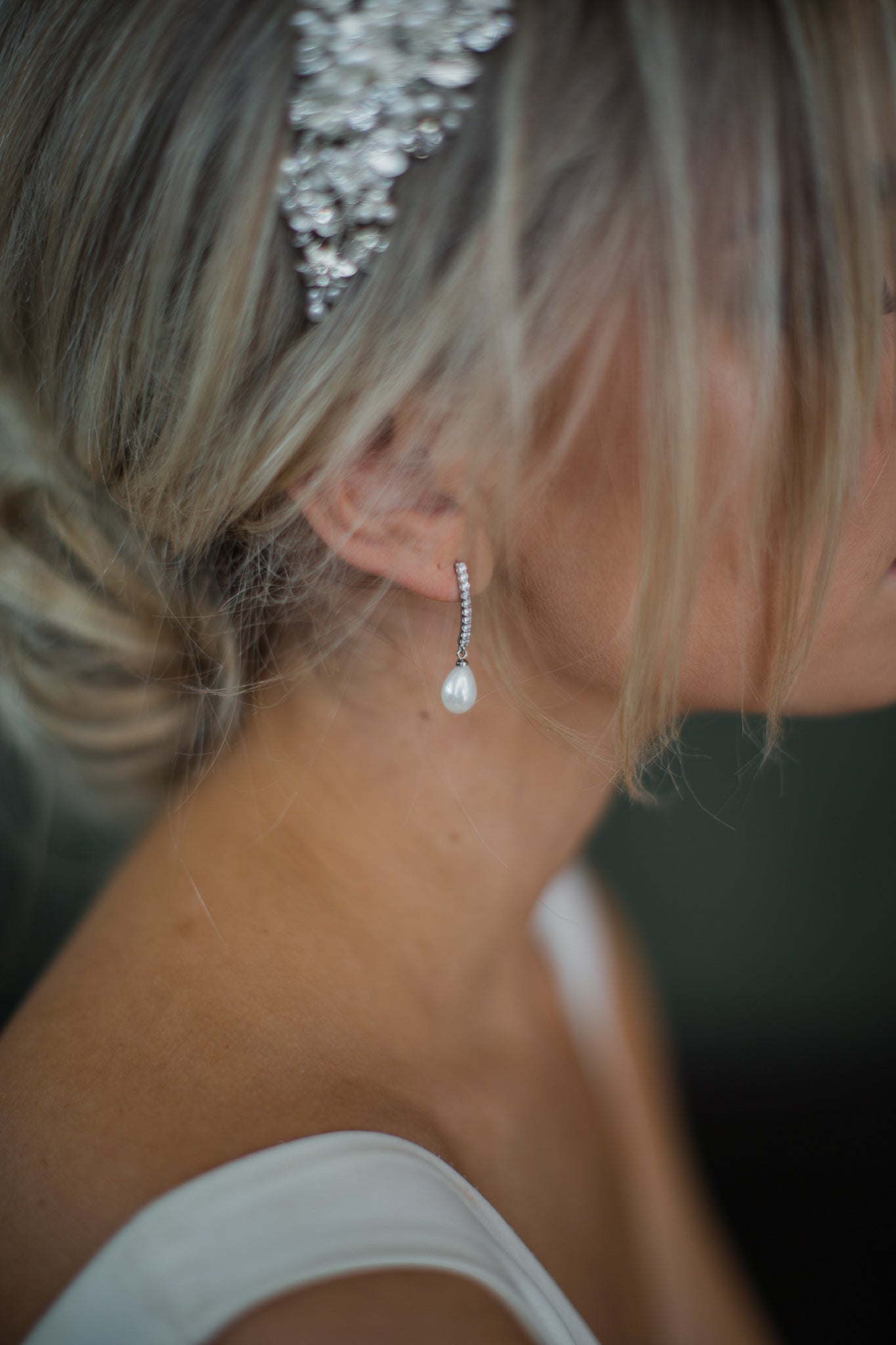 Penelope - Elegant Pearl Drop Bridal Earrings