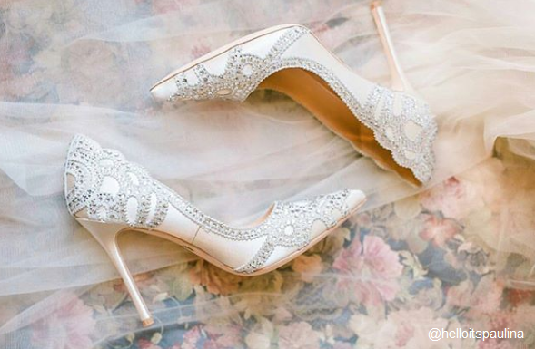 Rouge embellished top evening shoe