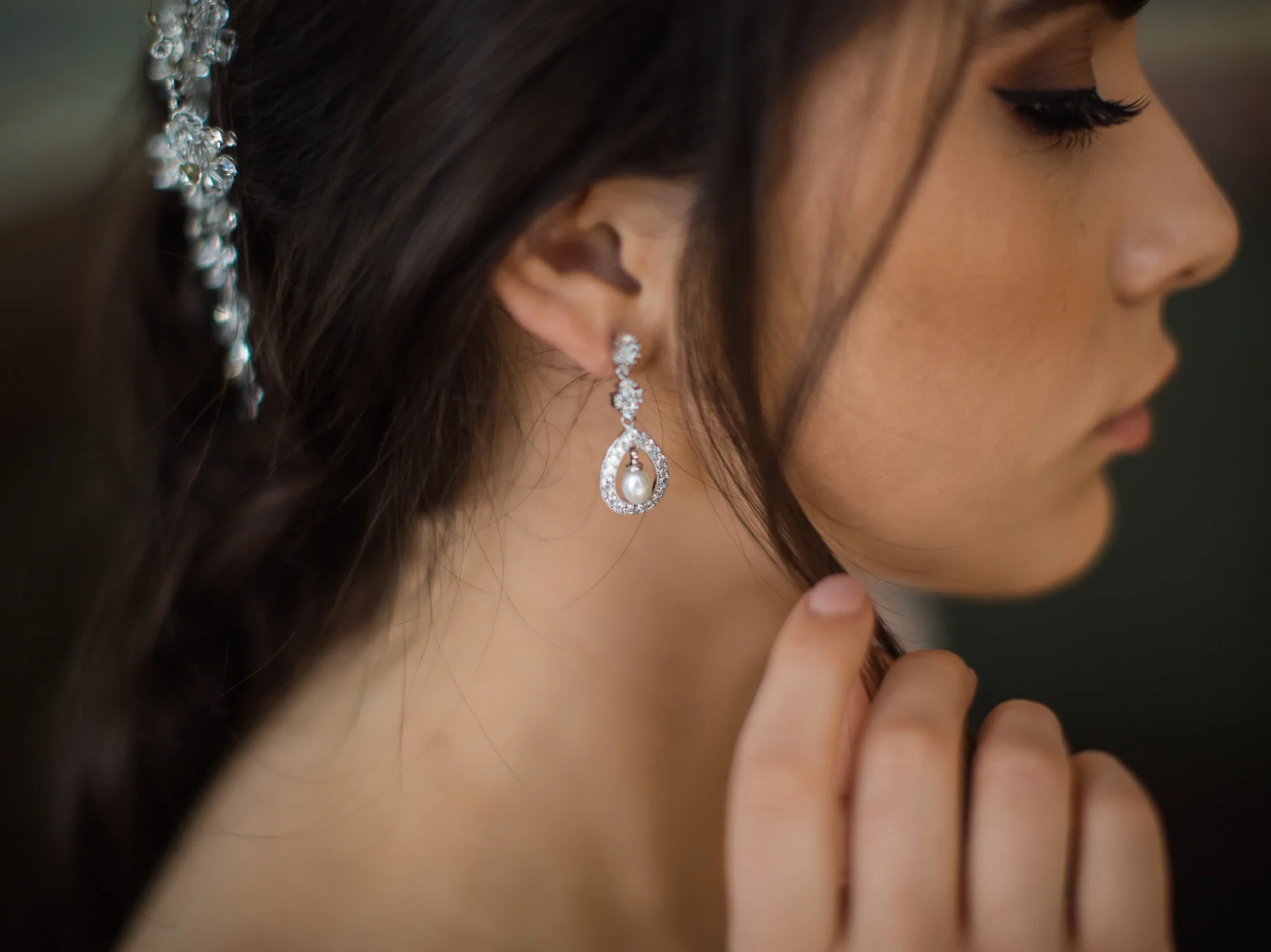 Louise - Pearl Crystal Elegant Bridal Drop Earrings