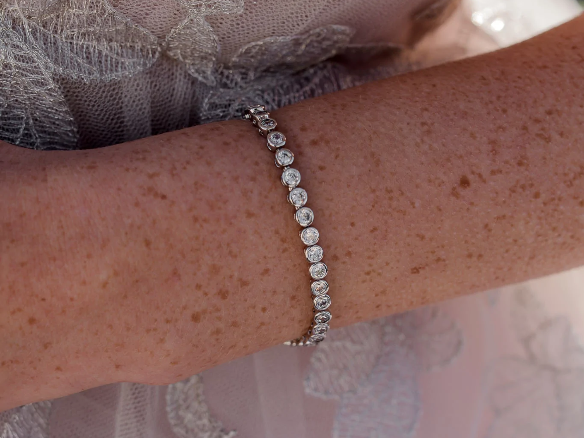 Lily - Classic Round Crystal Bridal Bracelet
