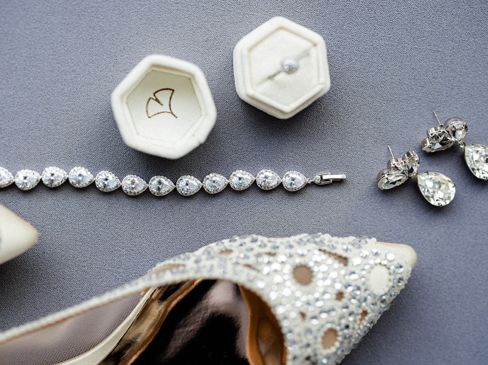 Teardrop bridal jewelry online set