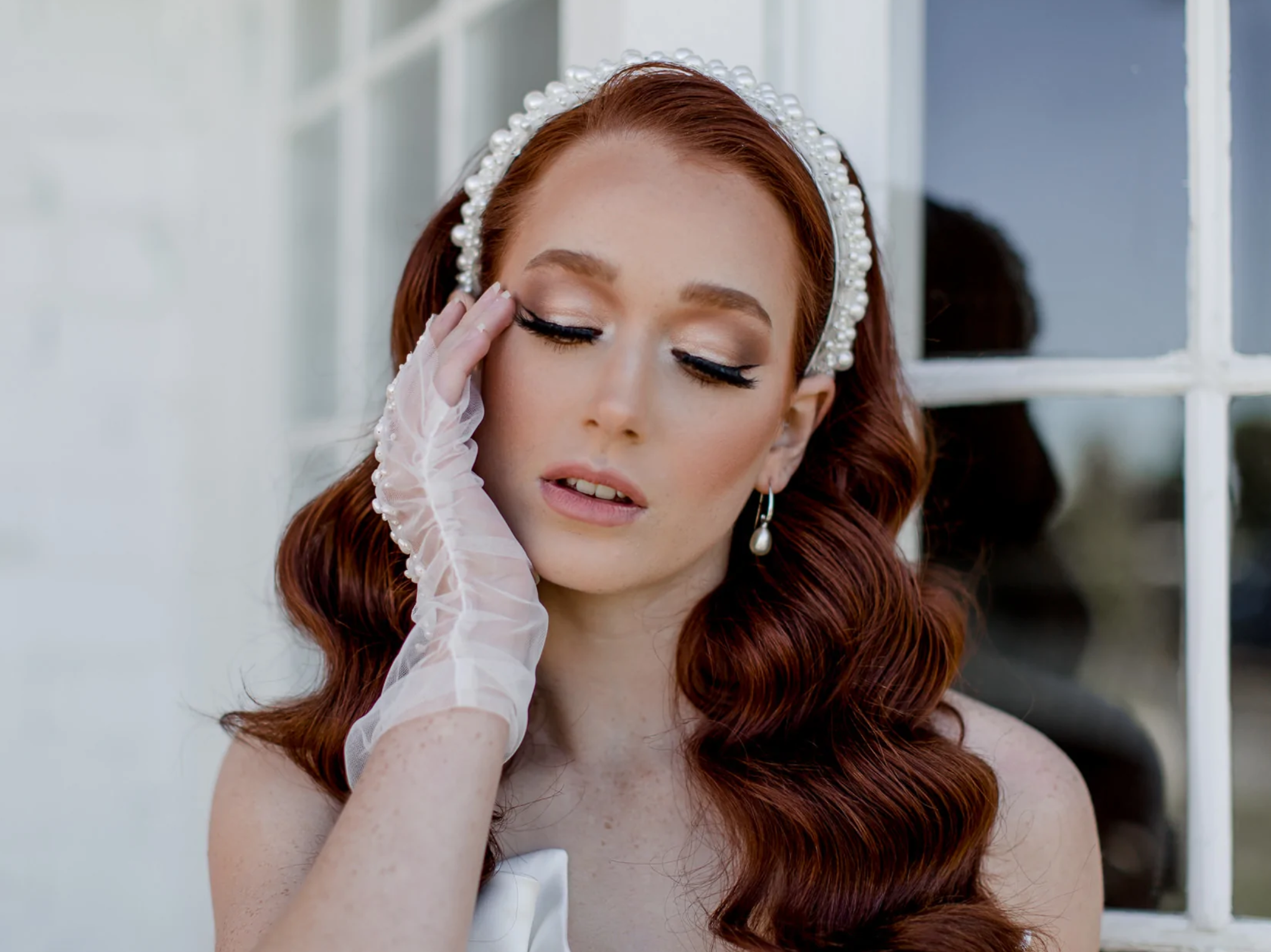 Vanessa - Pearl Crystal Cluster Bridal Headband