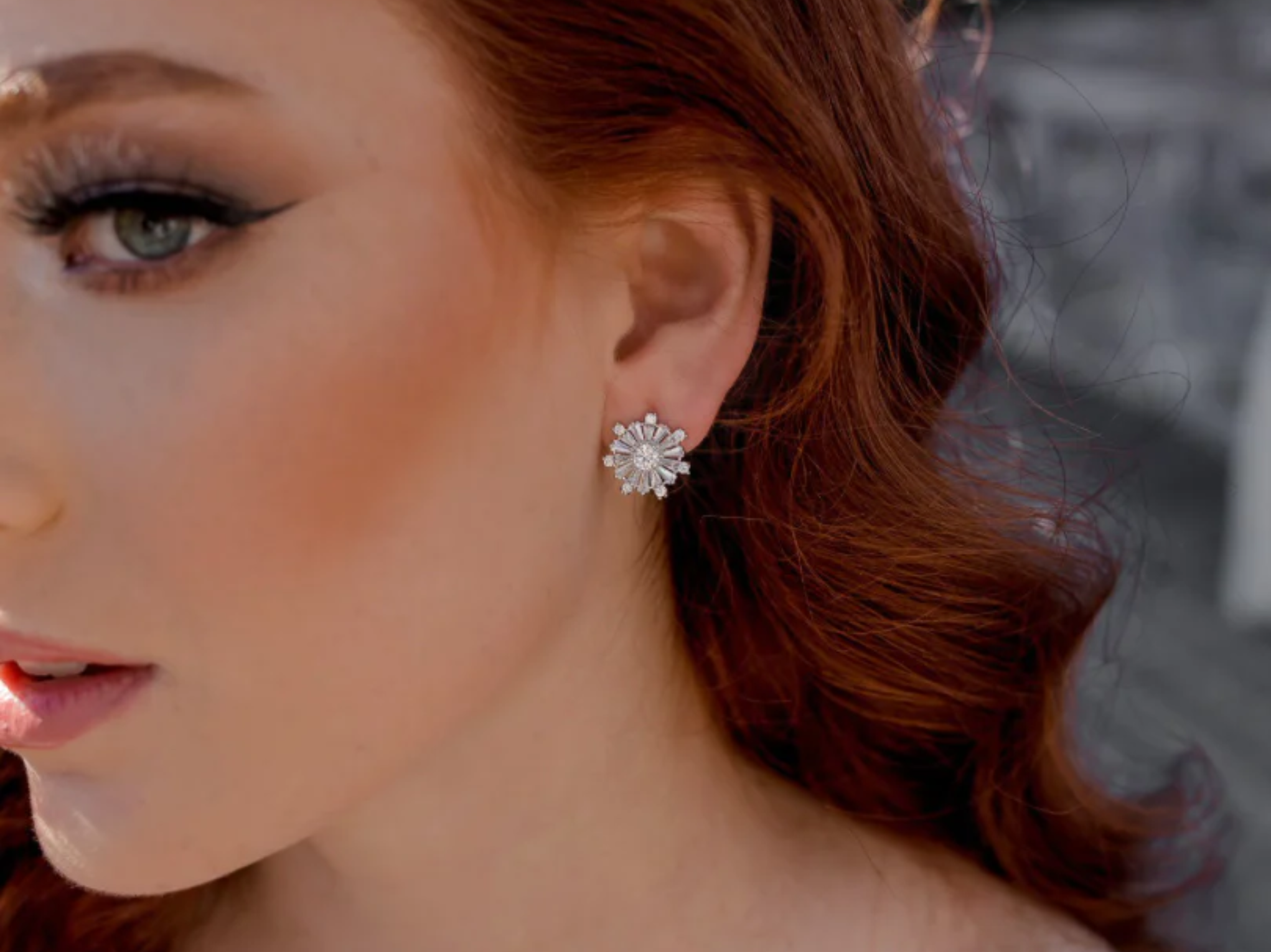 Snowflake top silver earrings