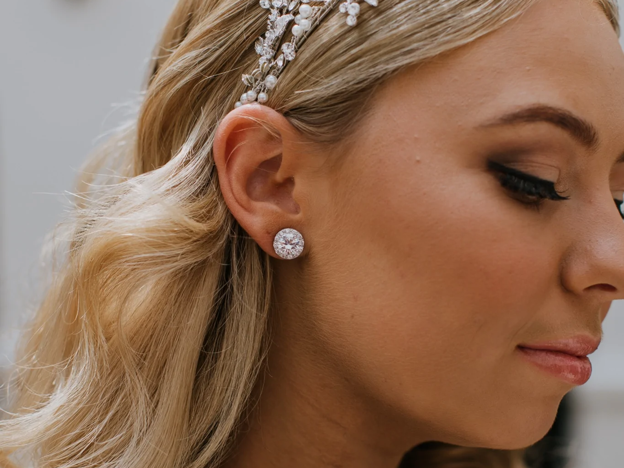 Crystal collection earrings deals